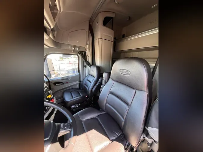2022 Peterbilt 579