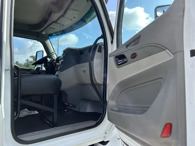 2020 Peterbilt 579