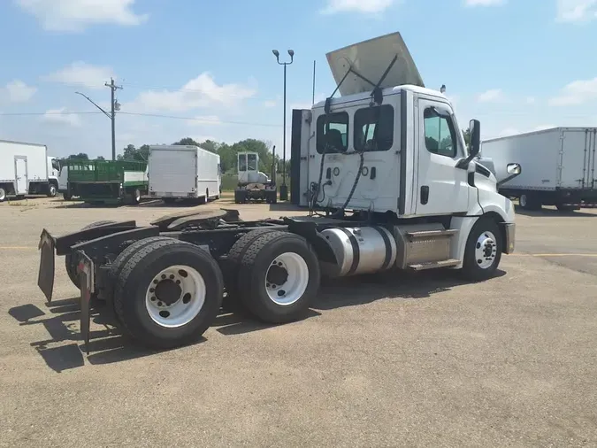 2021 FREIGHTLINER NEW CASCADIA PX12664