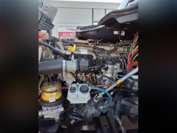 2018 FREIGHTLINER/MERCEDES CASCADIA 125