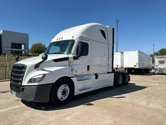 2020 Freightliner T12664ST