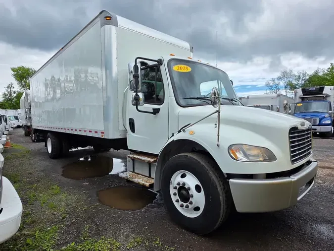 2018 FREIGHTLINER M2 106