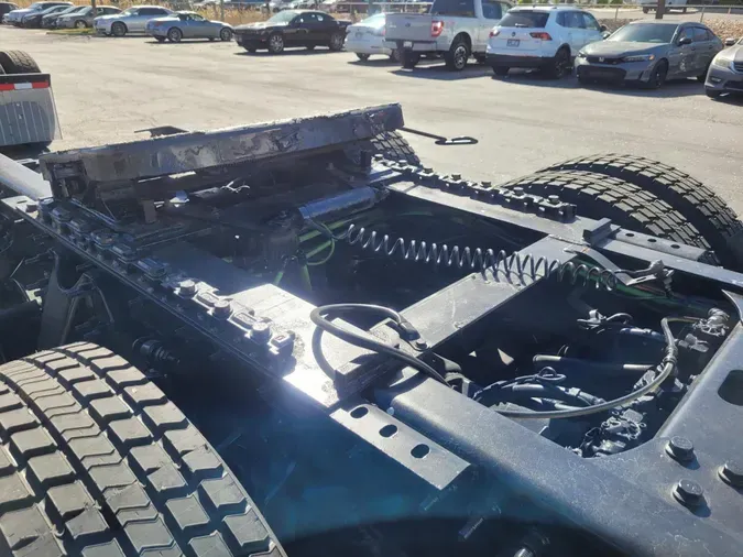 2020 International LT625