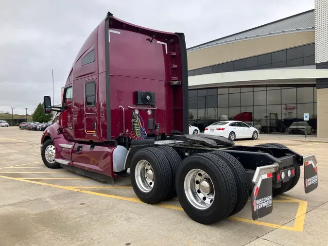 2022 Kenworth T6806ee73b9bf3d65e5ed8d944f425d7cfd3
