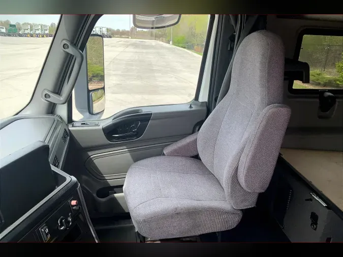 2020 INT LT625 6x4