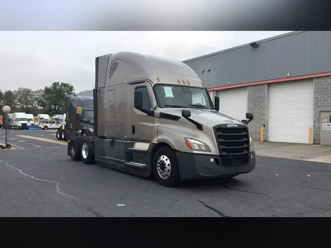 2022 Freightliner Cascadia 1266ee79d644884d1254be8cf8f77712353