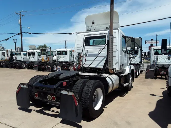 2016 VOLVO VNL42TRACTOR