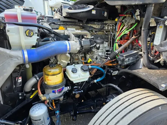 2020 FREIGHTLINER CASCADIA 125