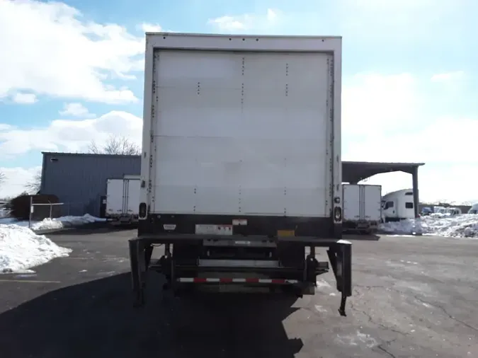 2018 FREIGHTLINER/MERCEDES M2 106