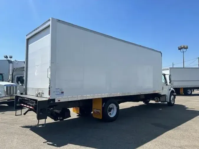 2018 Freightliner Business Class M2 106