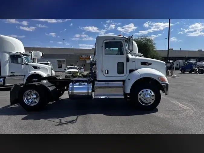 2018 Peterbilt 337