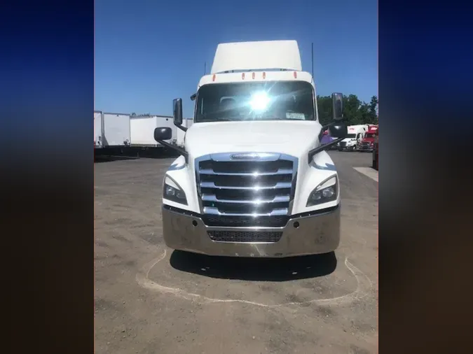 2020 FREIGHTLINER/MERCEDES NEW CASCADIA PX126646ef0ebf1fc4ac69d45dc7bcf9e7ac17b