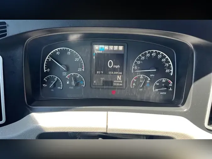 2021 FREIGHTLINER CA126