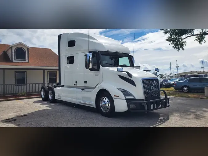 2020 Volvo VNL64T7606ef9b49811a67e8ef547993689991e89