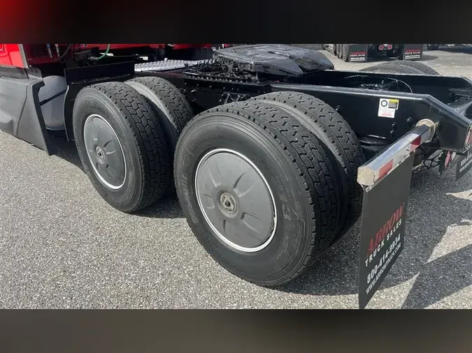 2022 KENWORTH T680