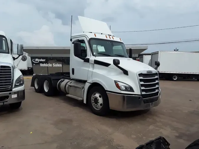 2019 FREIGHTLINER NEW CASCADIA PX12664