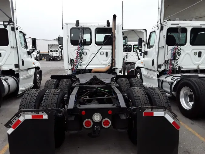 2019 FREIGHTLINER/MERCEDES NEW CASCADIA PX12664