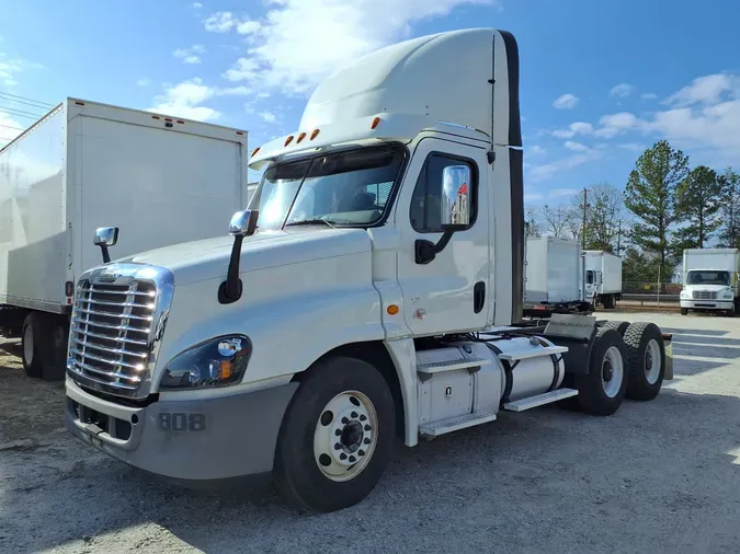 2016 FREIGHTLINER/MERCEDES CASCADIA 1256f03cd2709759eb71edebce1681cddb5