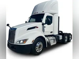 2022 Peterbilt 579