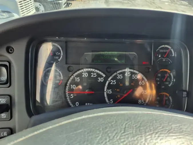 2019 FREIGHTLINER/MERCEDES M2 106