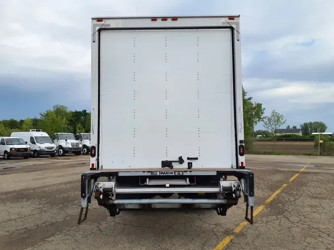2019 FREIGHTLINER M2 106