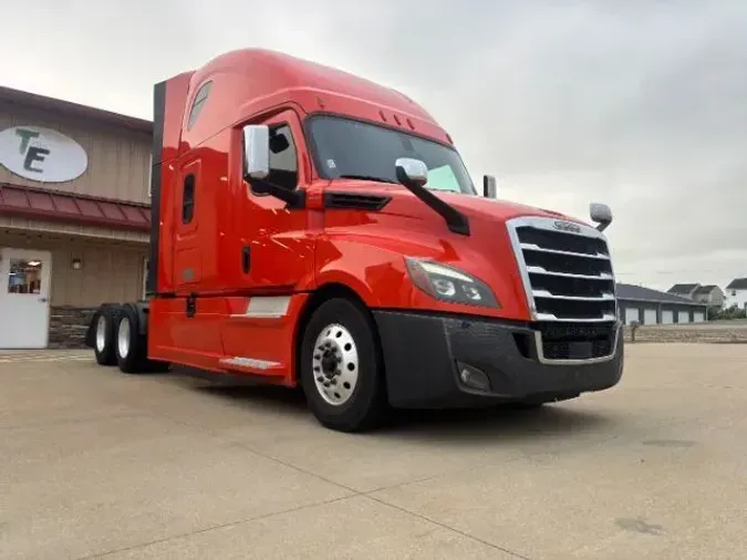 2020 Freightliner New Cascadia 1266f06cb1eb99b4767d30ad1f9b25532e0