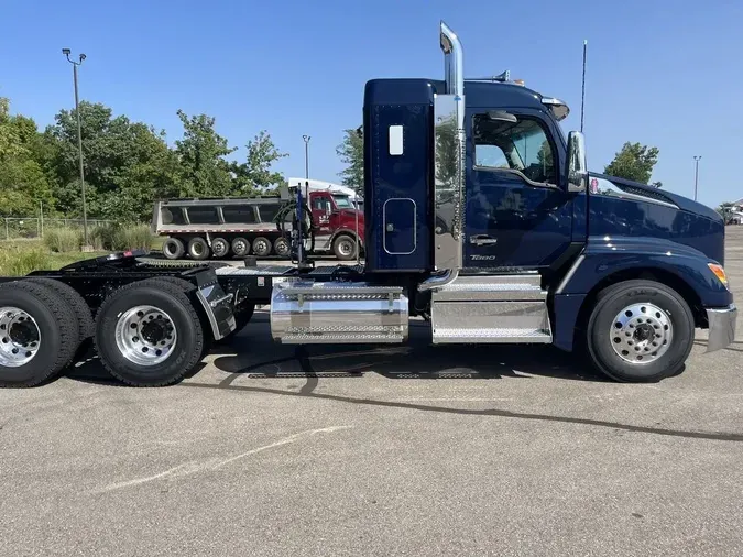 2025 Kenworth T680