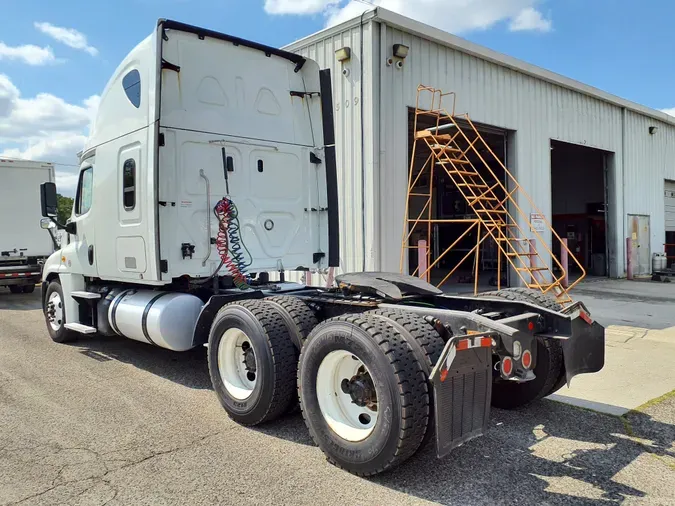 2019 FREIGHTLINER/MERCEDES CASCADIA 125