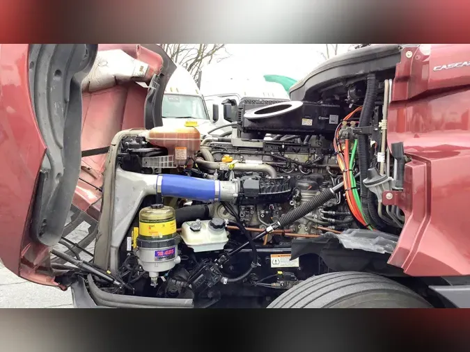 2022 Freightliner Cascadia 1266f0c92eb99ef19640d6618c26b25e265