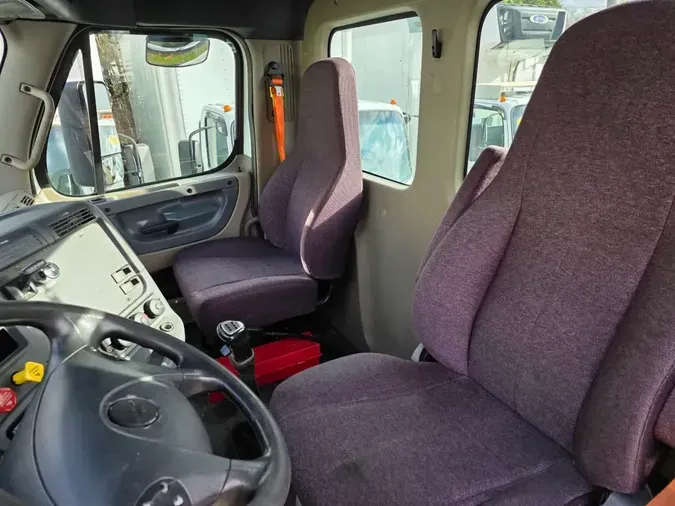 2019 FREIGHTLINER/MERCEDES CASCADIA 1256f11f7352c2d0bdc2f81a30e012e2e95