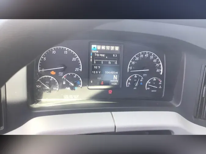 2019 Freightliner Cascadia 126