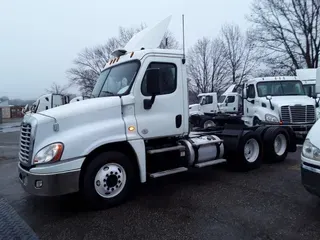 2017 Freightliner CASCADIA 125