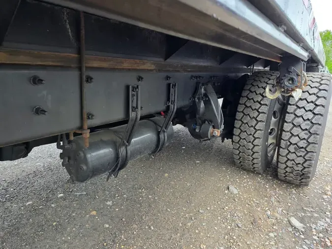 2018 FREIGHTLINER M2 106