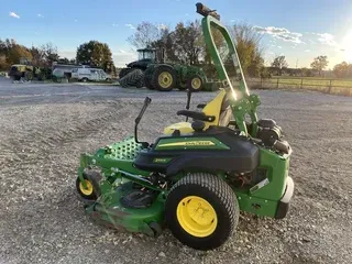2017 John Deere Z930R