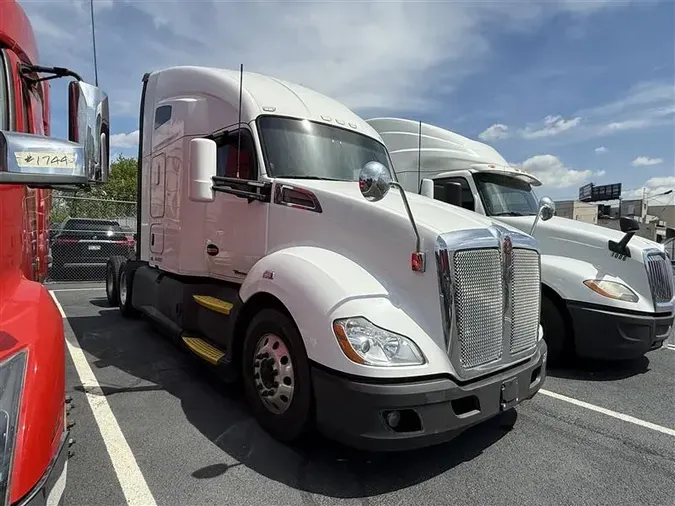 2021 KENWORTH T680