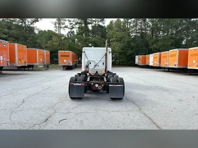 2021 Freightliner Cascadia 126