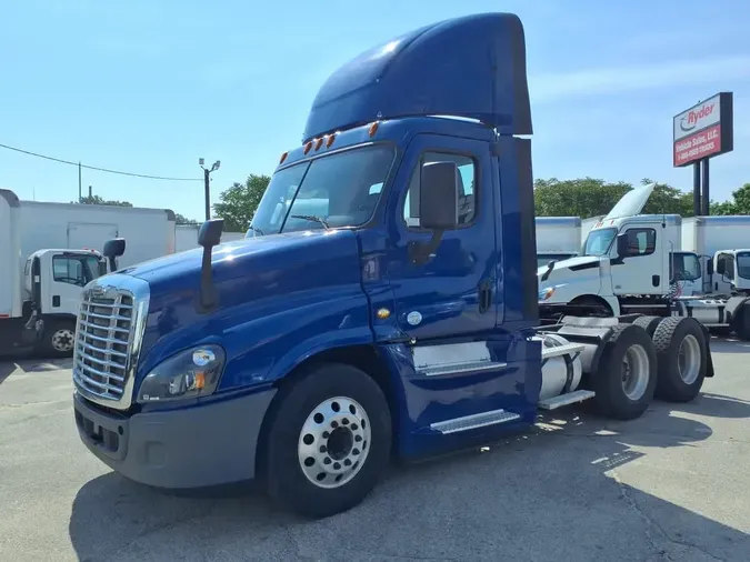 2017 FREIGHTLINER CASCADIA 1256f205227acdf613f431373226a439ebb