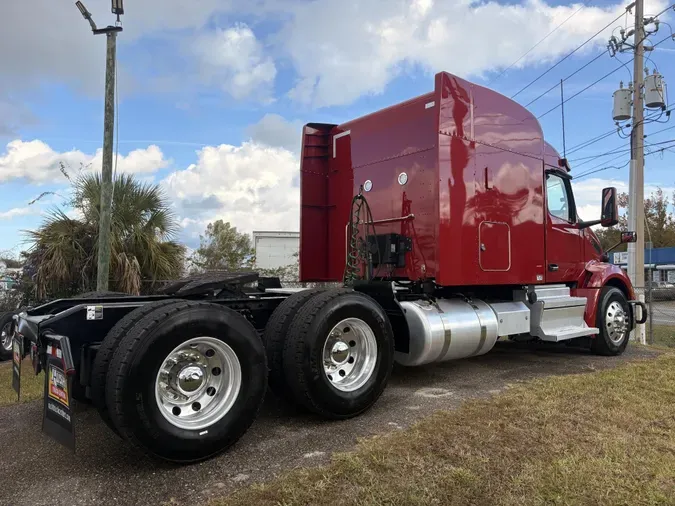 2022 Peterbilt 579