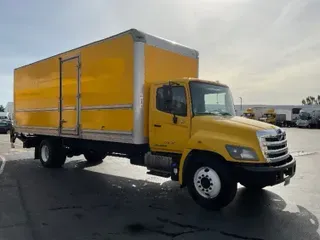 2017 HINO TRUCK 268