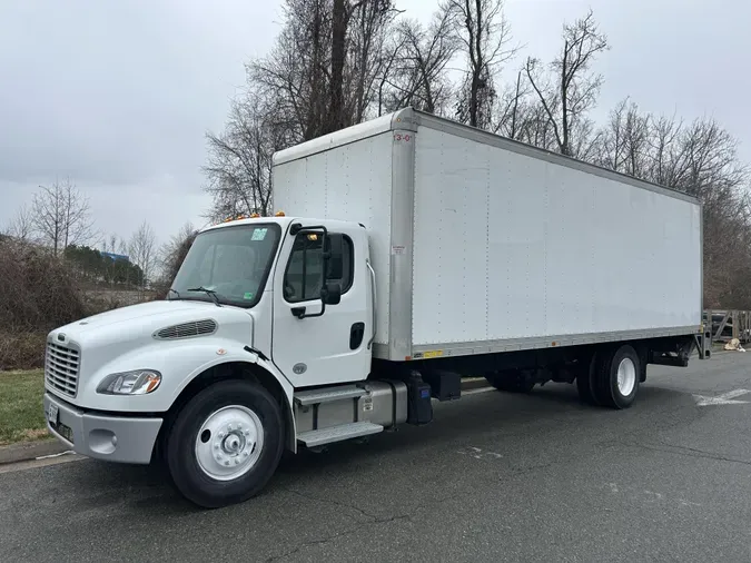 2022 Freightliner Business Class M2 106