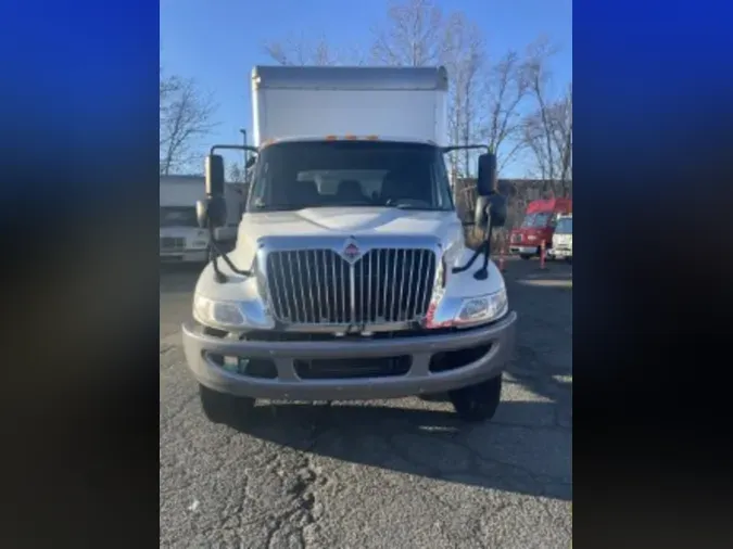 2019 NAVISTAR INTERNATIONAL 4300 SBA