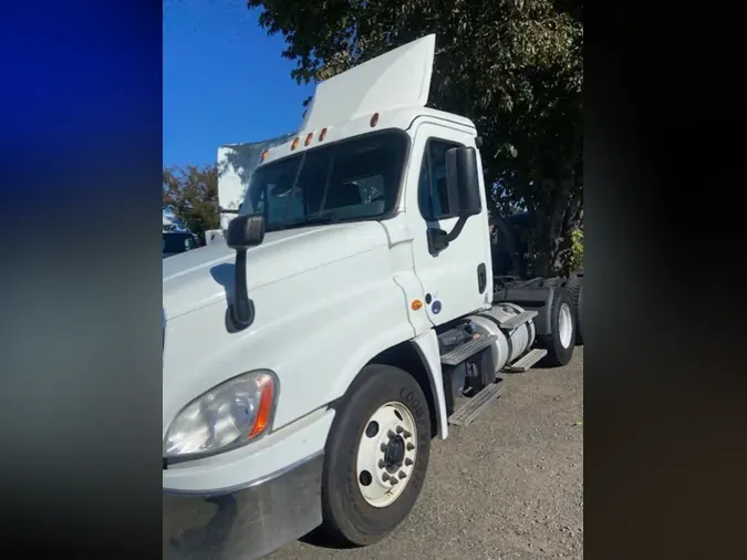 2016 FREIGHTLINER/MERCEDES CASCADIA 1256f36cabba7d578d4ae4d334717c63d7e
