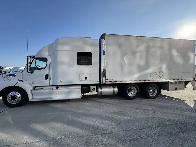 2020 Freightliner M2 112