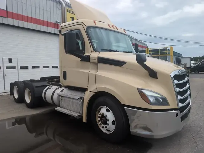 2019 FREIGHTLINER/MERCEDES NEW CASCADIA PX126646f3e45809ea94929bb2159ae76608840