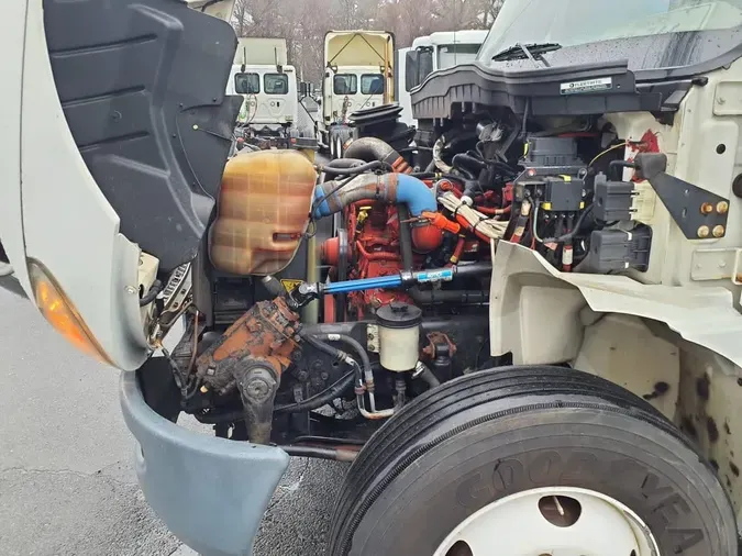 2019 NAVISTAR INTERNATIONAL 4300