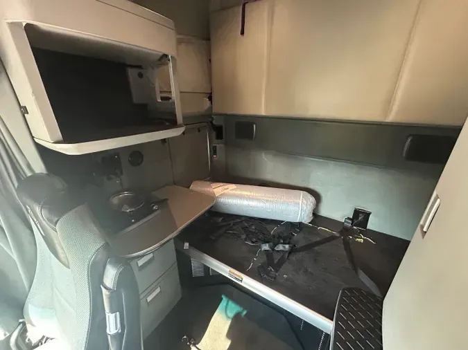 2022 Kenworth T680