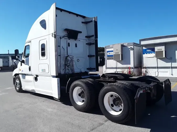 2020 FREIGHTLINER/MERCEDES CASCADIA 125