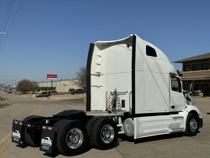 2023 PETERBILT 579