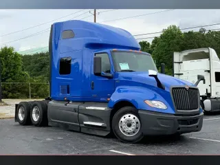 2022 INT LT625 6x4
