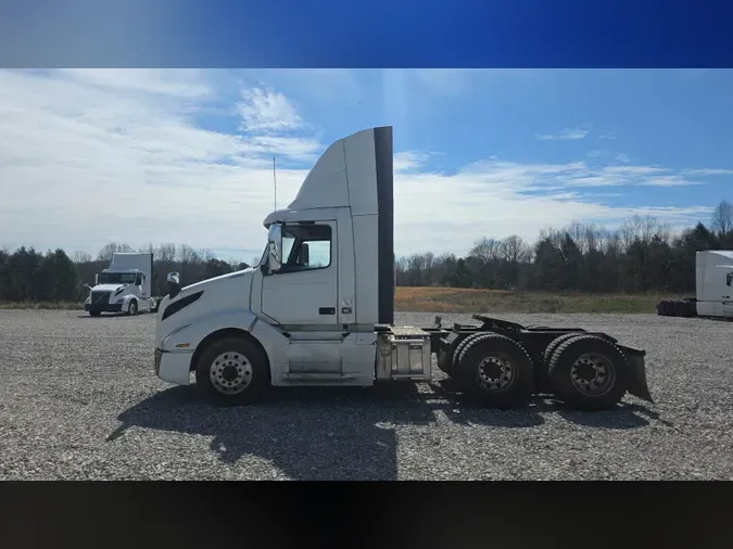 2020 Volvo VNL3006f45df1f3c3387b4fba228e17f1208bb
